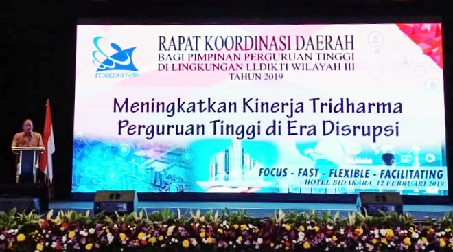 500 Besar Dunia: MenristekDikti Harap PTS Susul Kiprah UI, ITB dan UGM